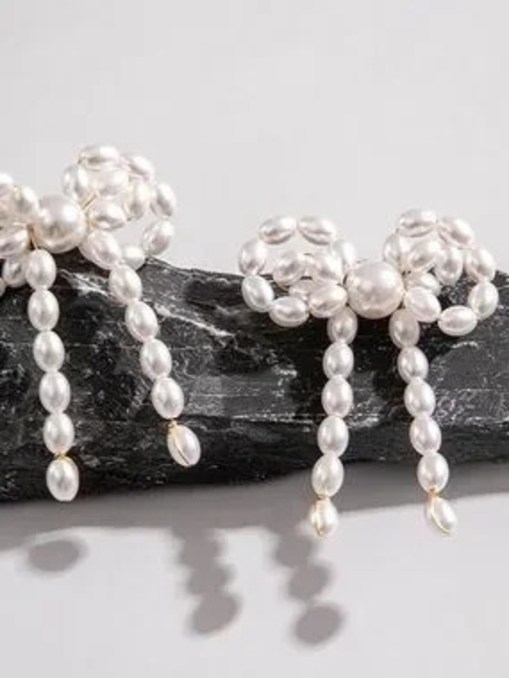 Anthropologie White Pearl Cluster Drop Earrings